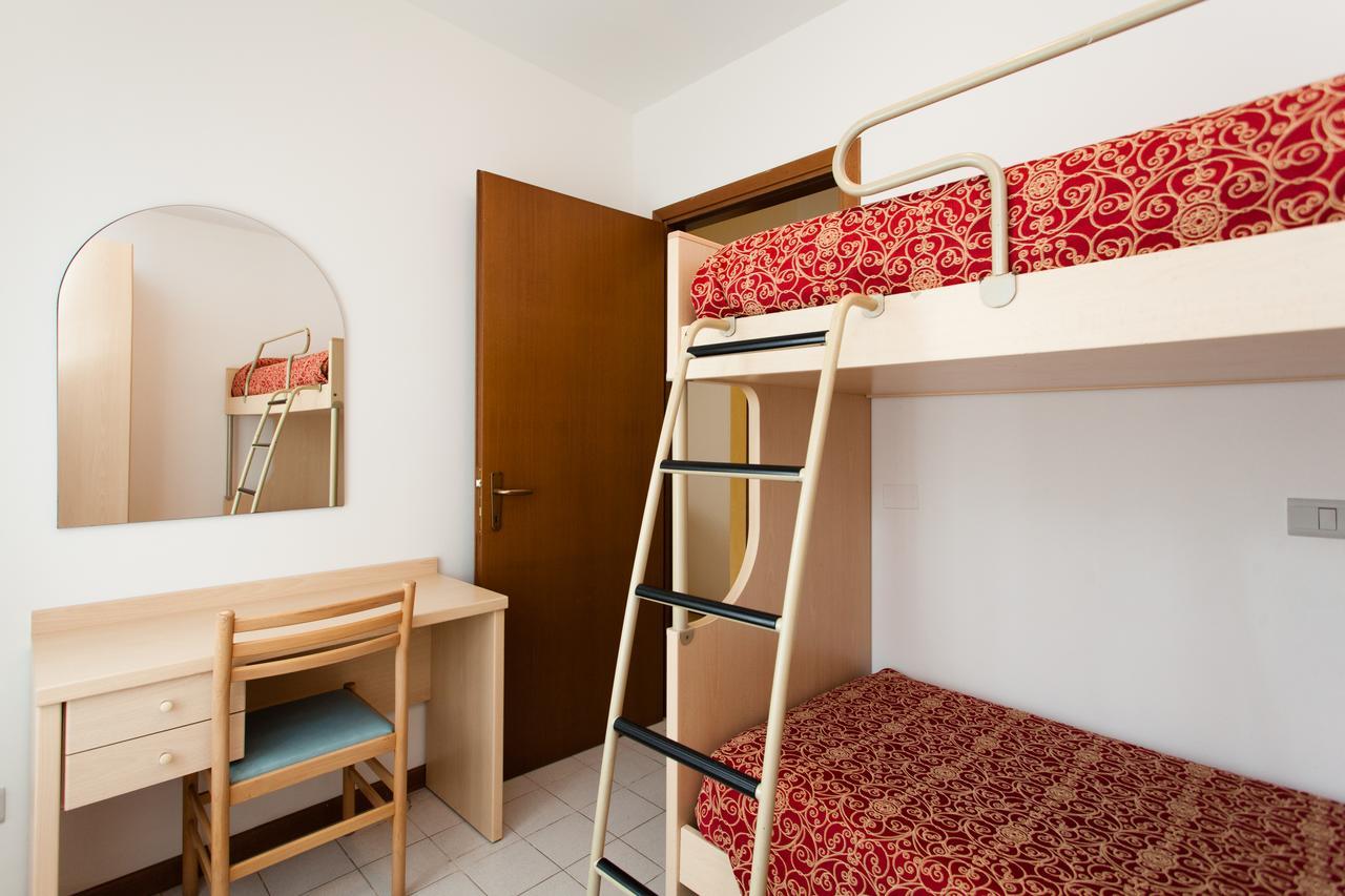לידו די ג'סולו Residence Marina מראה חיצוני תמונה