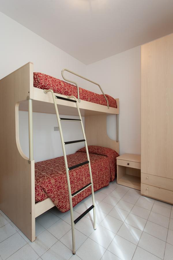 לידו די ג'סולו Residence Marina מראה חיצוני תמונה